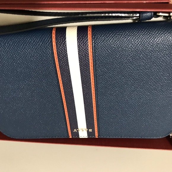 Bally Switzerland luxury & chic  beautiful leather zip wallet NIB$695 - Picture 6 of 11